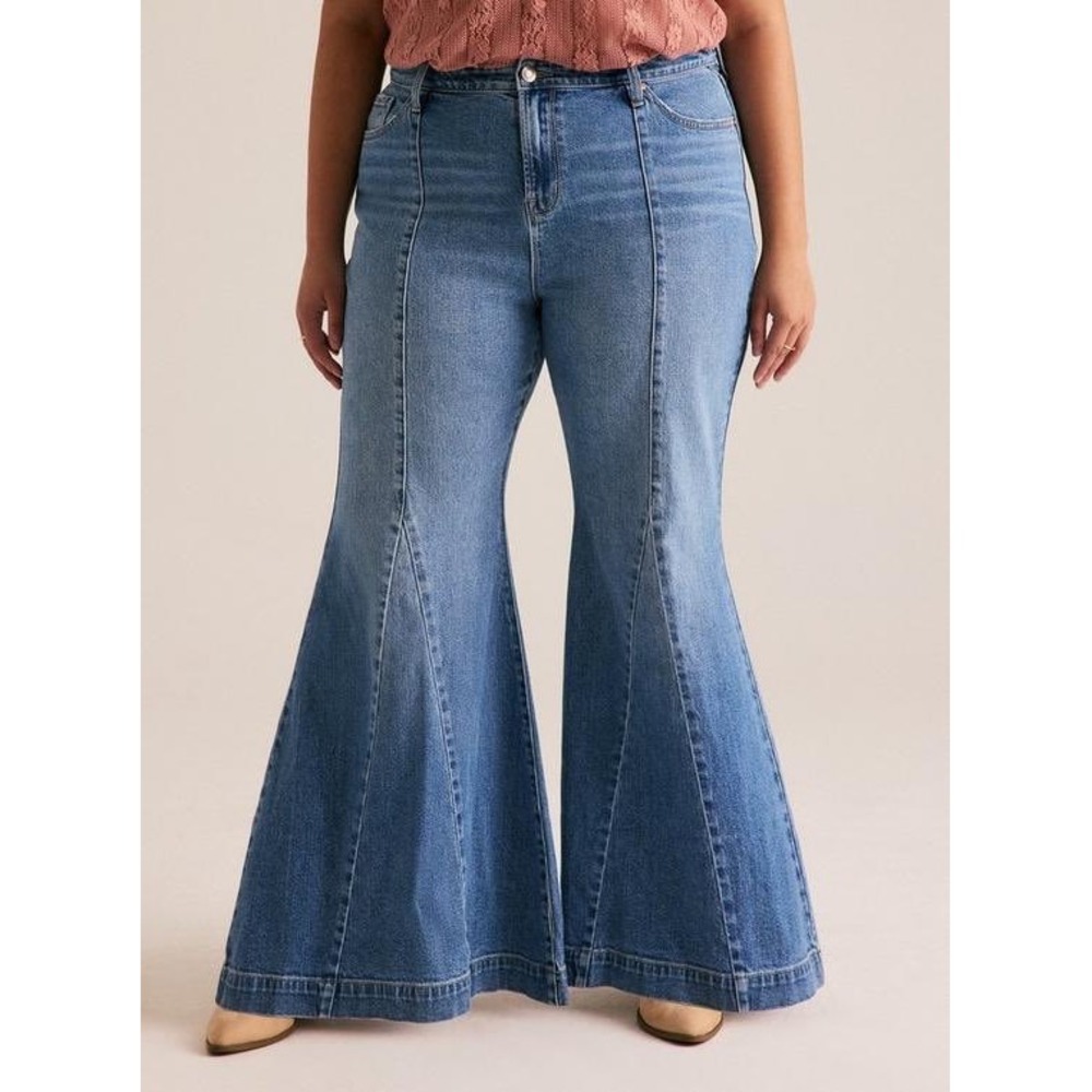 Torrid Festi High Rise Super Flare Jeans Gin Fizz Blue Seamed Bell Bottom 20R